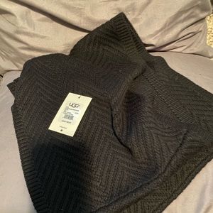 UGG infinity scarf
